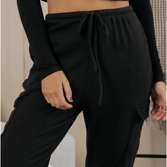 Loungewear Black brushed cargo jogger~ - Picture 4 of 6